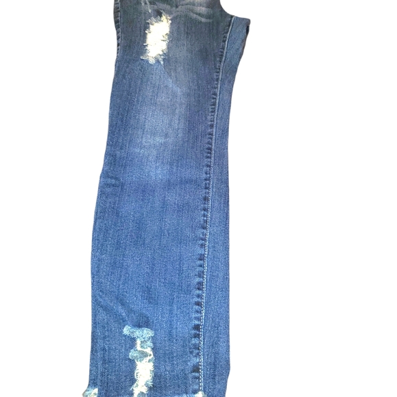 VIP Distressed Jeans - Picture 6 of 8